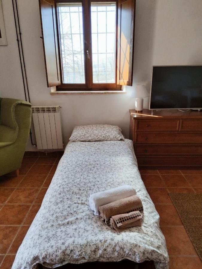 Bed and Breakfast Casale Del Tempo Lento Narni Exterior foto